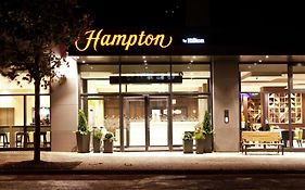 Hampton By Hilton Berlin City East Side Gallery Exterior photo