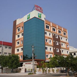 Hotel Chandana Square Βιζαχαπατνάμ Exterior photo