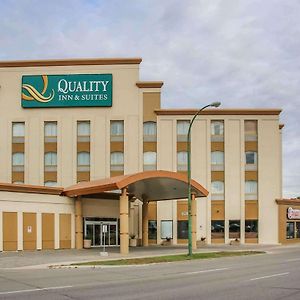 Quality Inn & Suites Γουίνιπεγκ Exterior photo