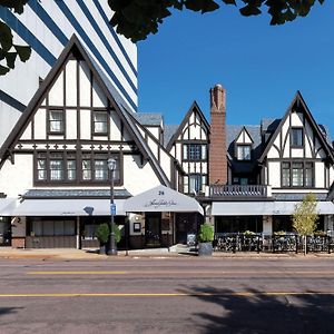 Seven Gables Inn, St Louis West, A Tribute Portfolio Hotel Σαιντ Λούις Exterior photo