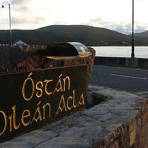 Ostan Oilean Acla Ξενοδοχείο Achill Sound Room photo