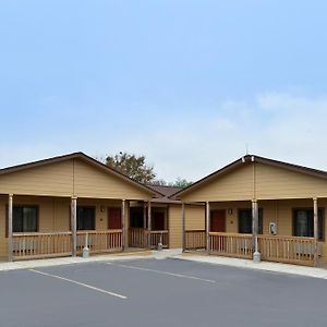 The Texas Lodge Gonzales Exterior photo