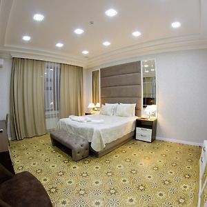 All Seasons Hotel Μπακού Exterior photo