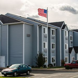 Microtel Inn & Suites Tomah Exterior photo