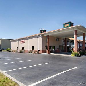 Red Roof Inn & Suites Ρώμη Exterior photo