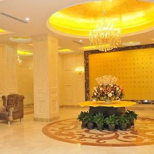 Zall Royal Hotel Γουχάν Interior photo