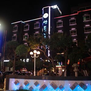 Andong Ξενοδοχείο Exterior photo