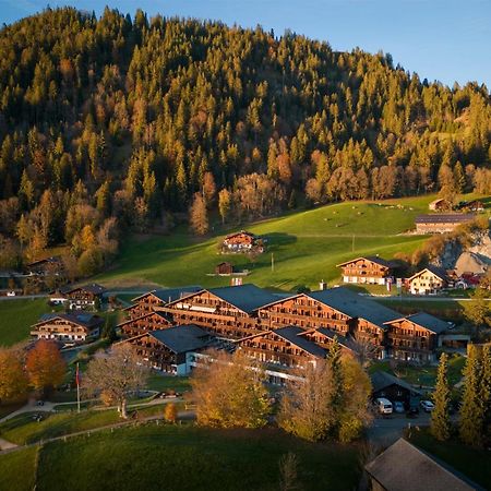 Huus Gstaad Ξενοδοχείο Saanen Εξωτερικό φωτογραφία