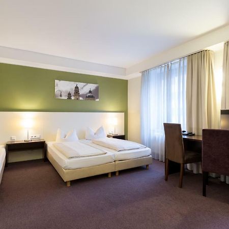 Hotel Dolomit Μόναχο Εξωτερικό φωτογραφία