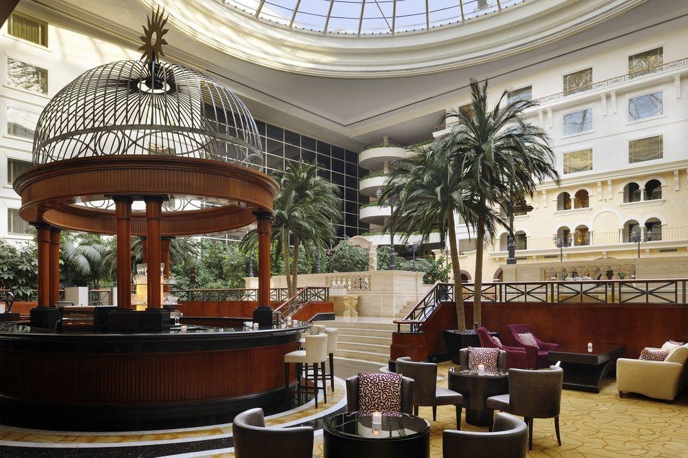 The Bristol Hotel Ντουμπάι Εξωτερικό φωτογραφία