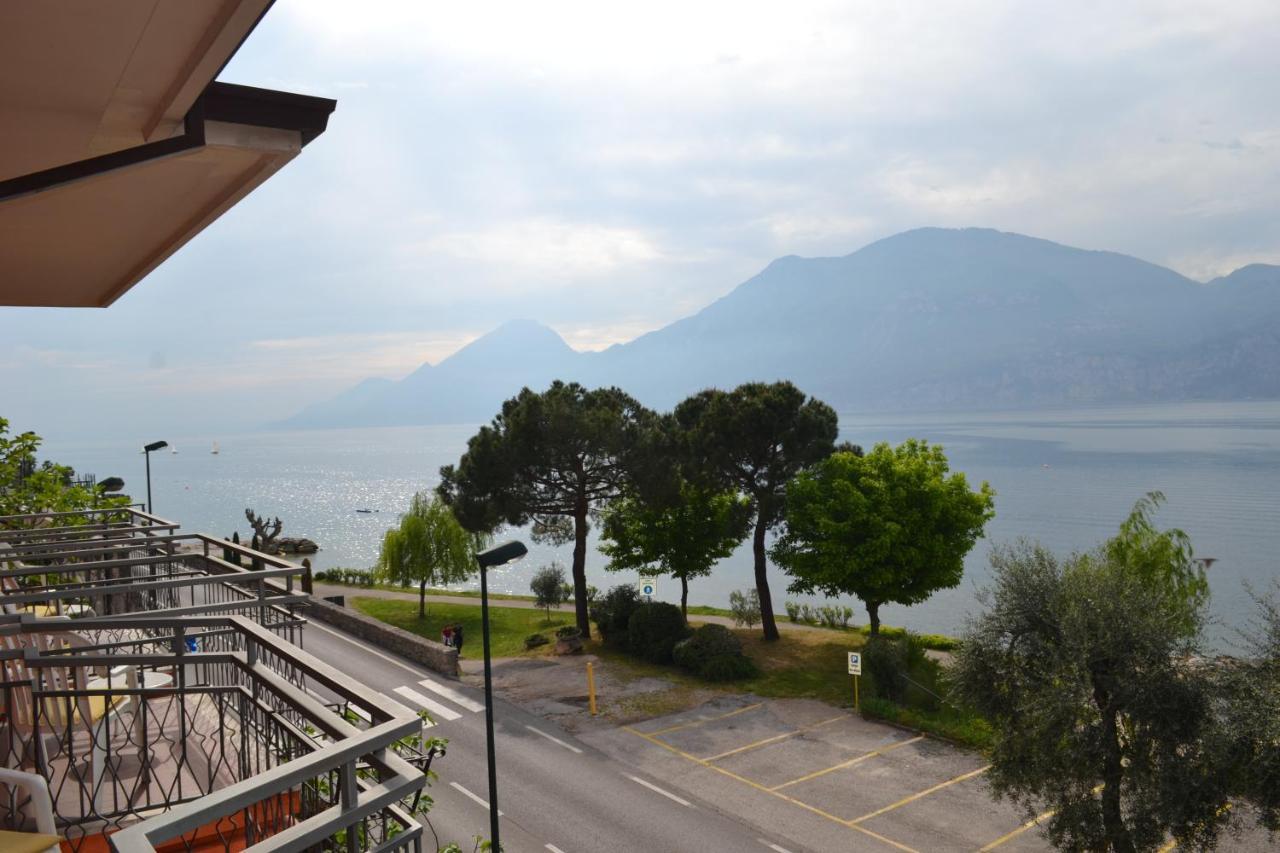Hotel Smeraldo Brenzone sul Garda Εξωτερικό φωτογραφία