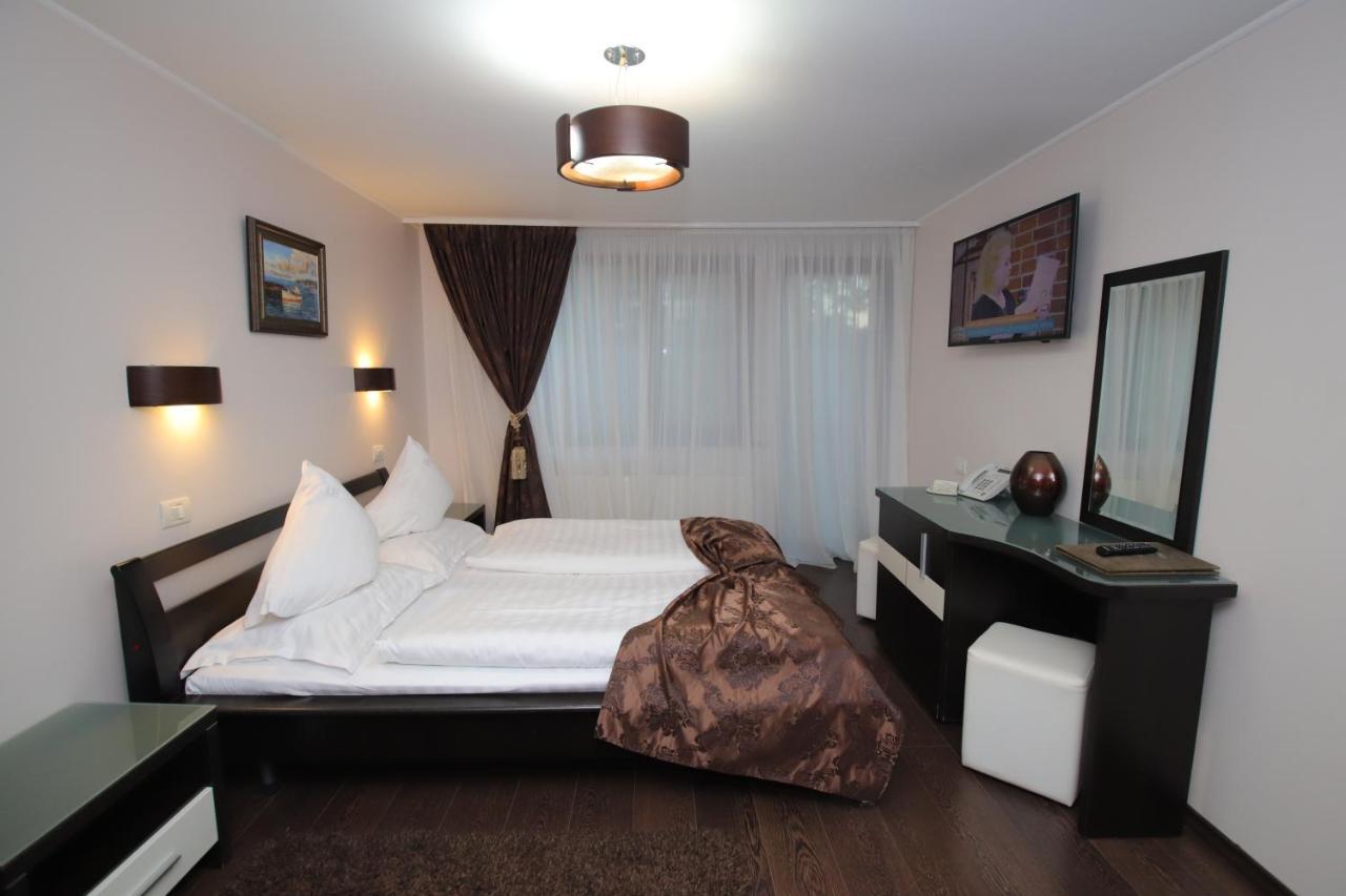 Complex Cochet Ξενοδοχείο Buşteni Εξωτερικό φωτογραφία