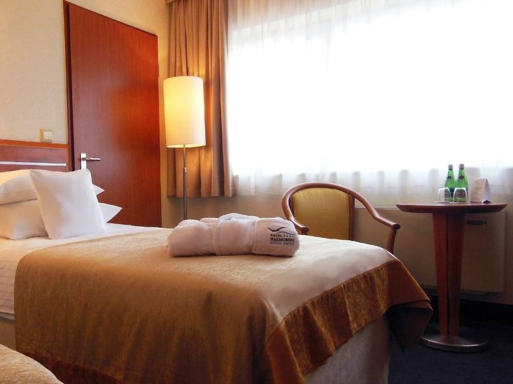 Hotel Nadmorski Γκντίνια Δωμάτιο φωτογραφία