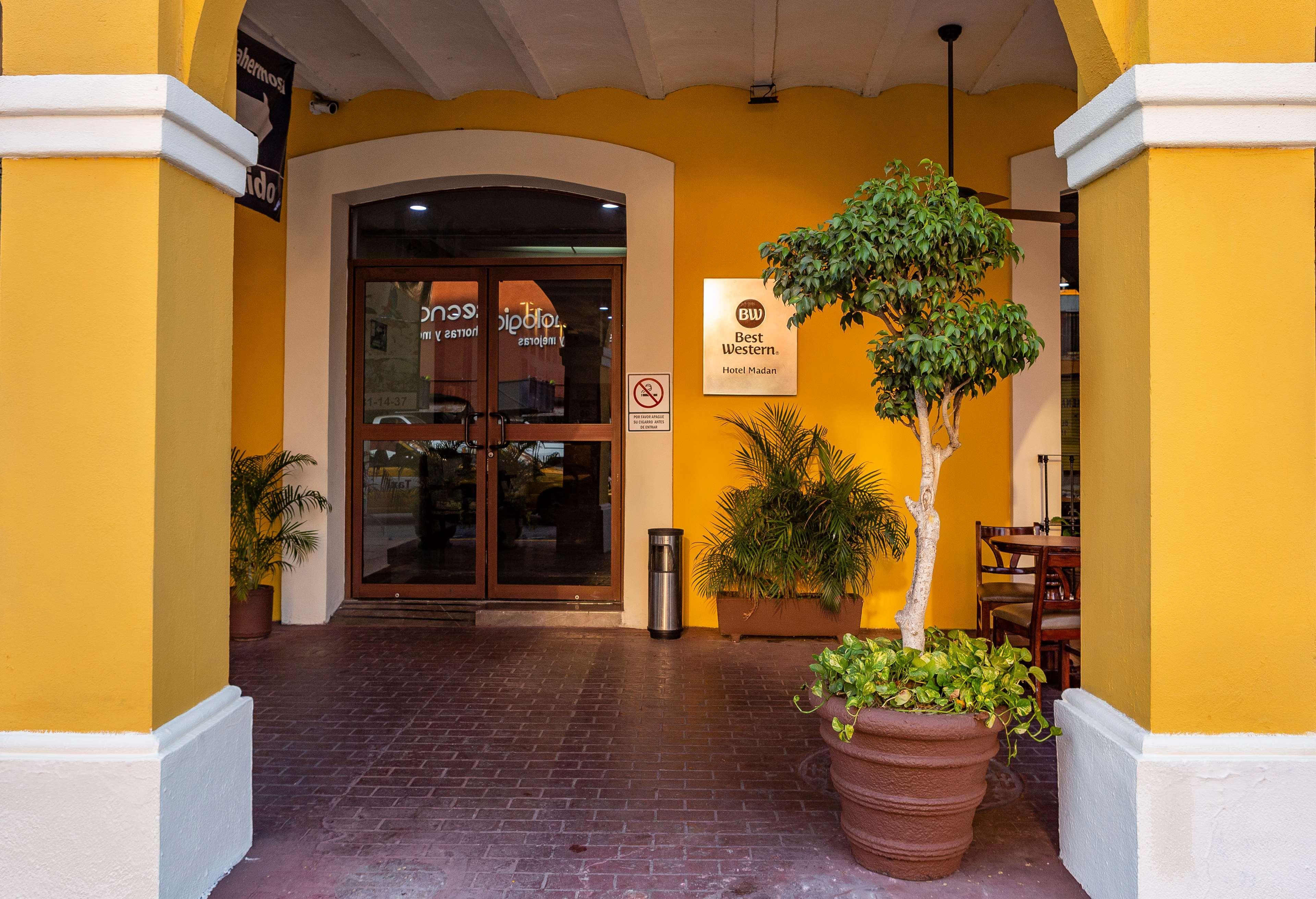 Best Western Hotel Madan Villahermosa Εξωτερικό φωτογραφία