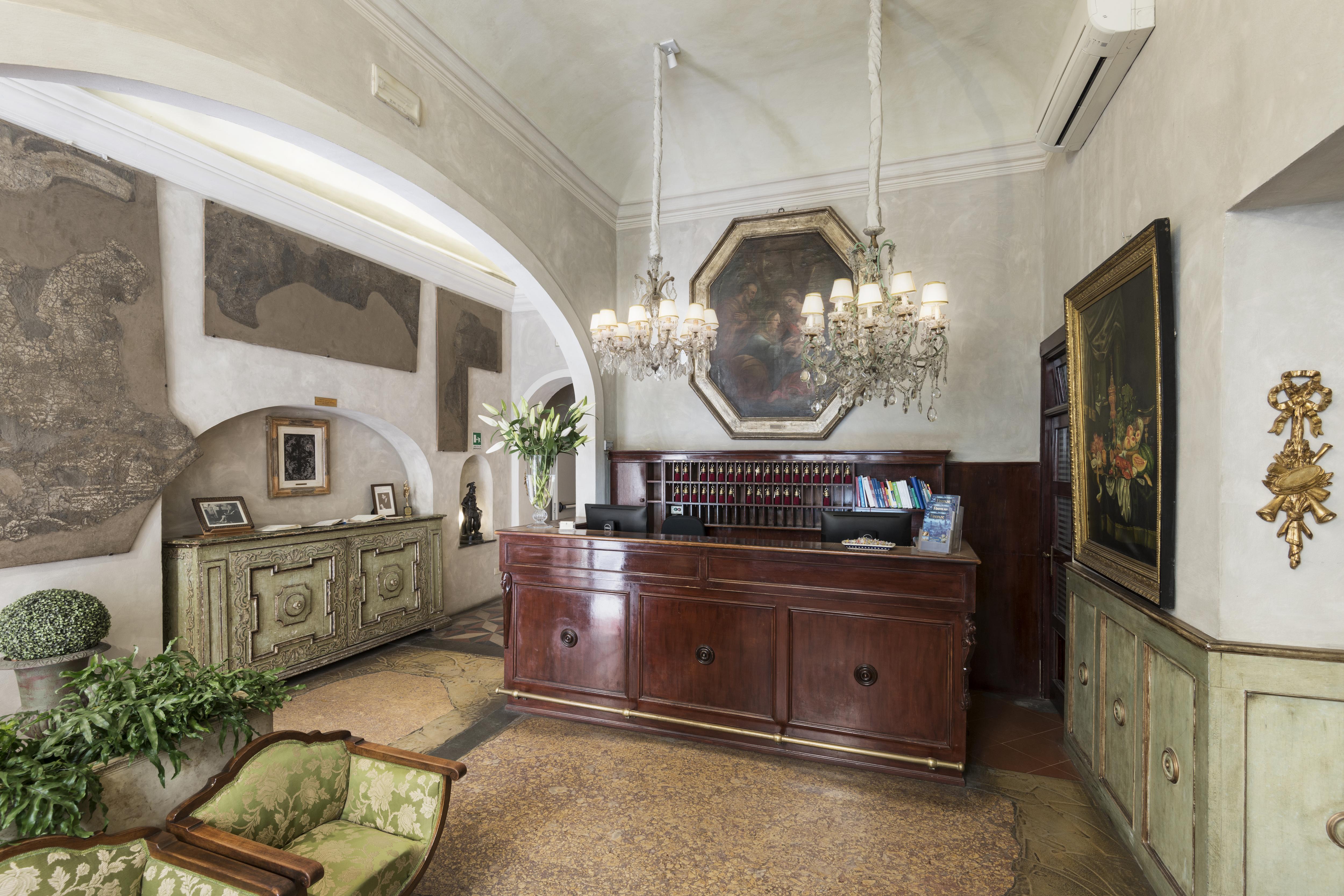 Hotel Palazzo Dal Borgo Φλωρεντία Εξωτερικό φωτογραφία