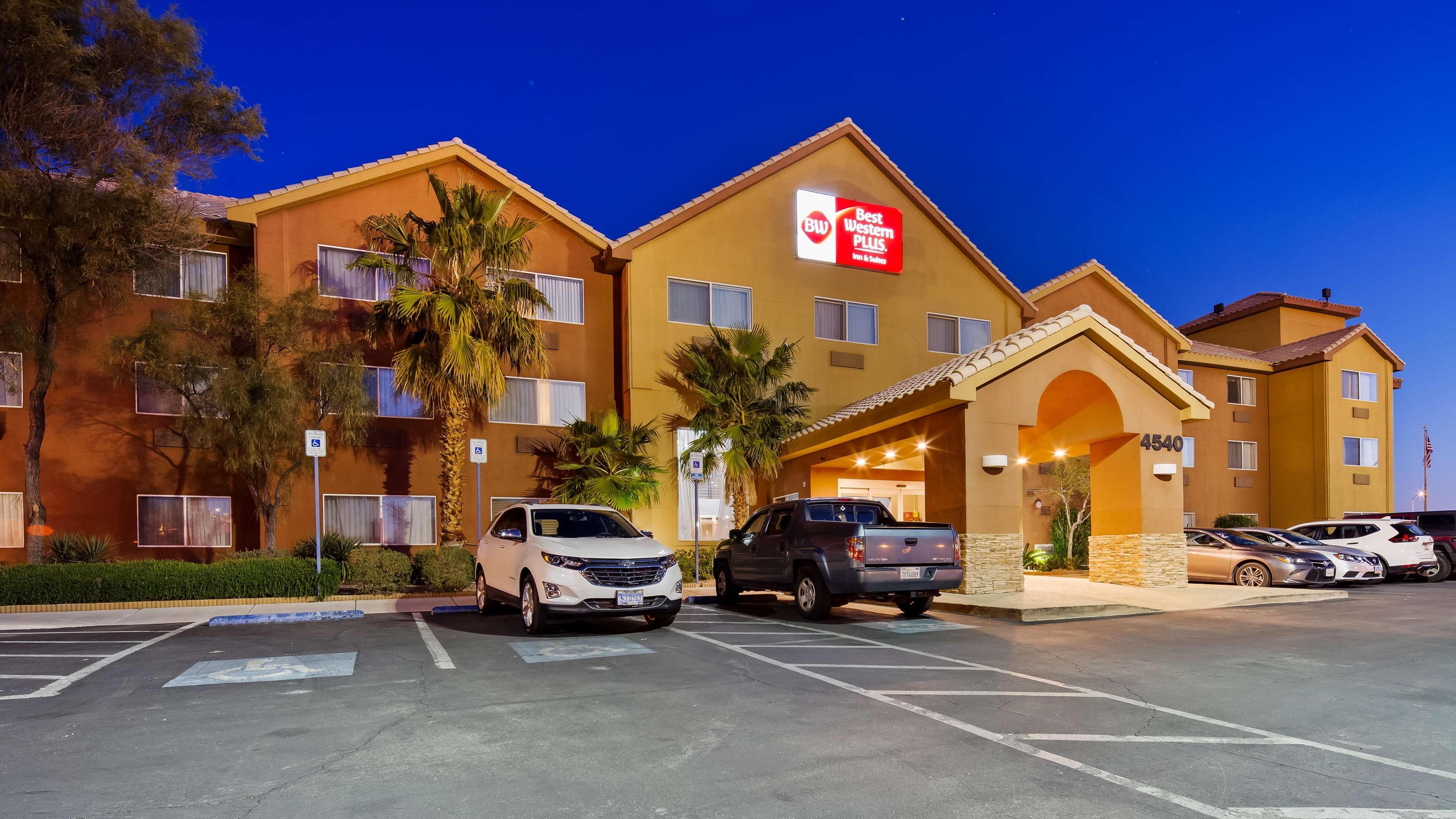 Best Western Plus North Las Vegas Inn & Suites Εξωτερικό φωτογραφία