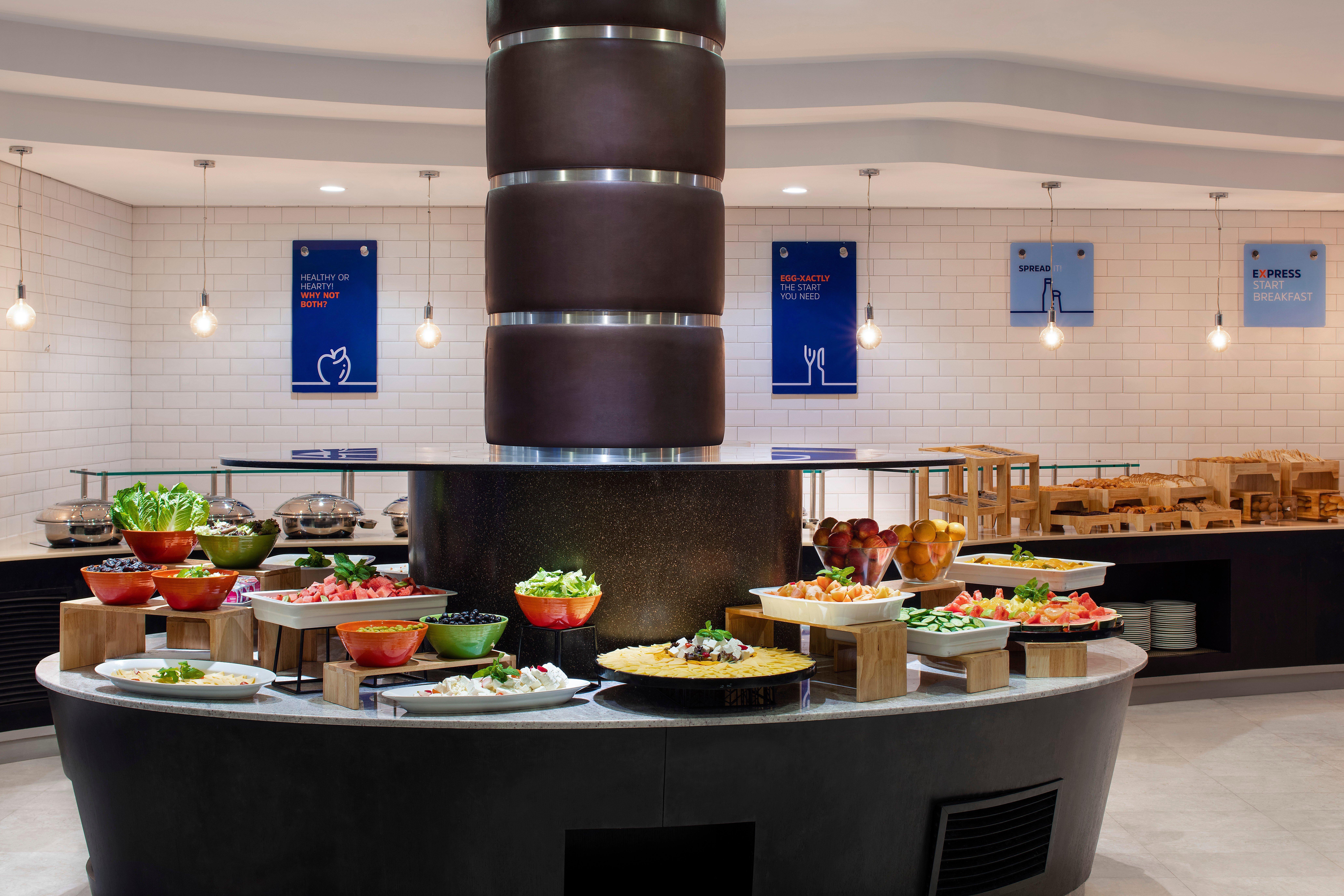 Holiday Inn Express Dubai Airport, An Ihg Hotel Εξωτερικό φωτογραφία