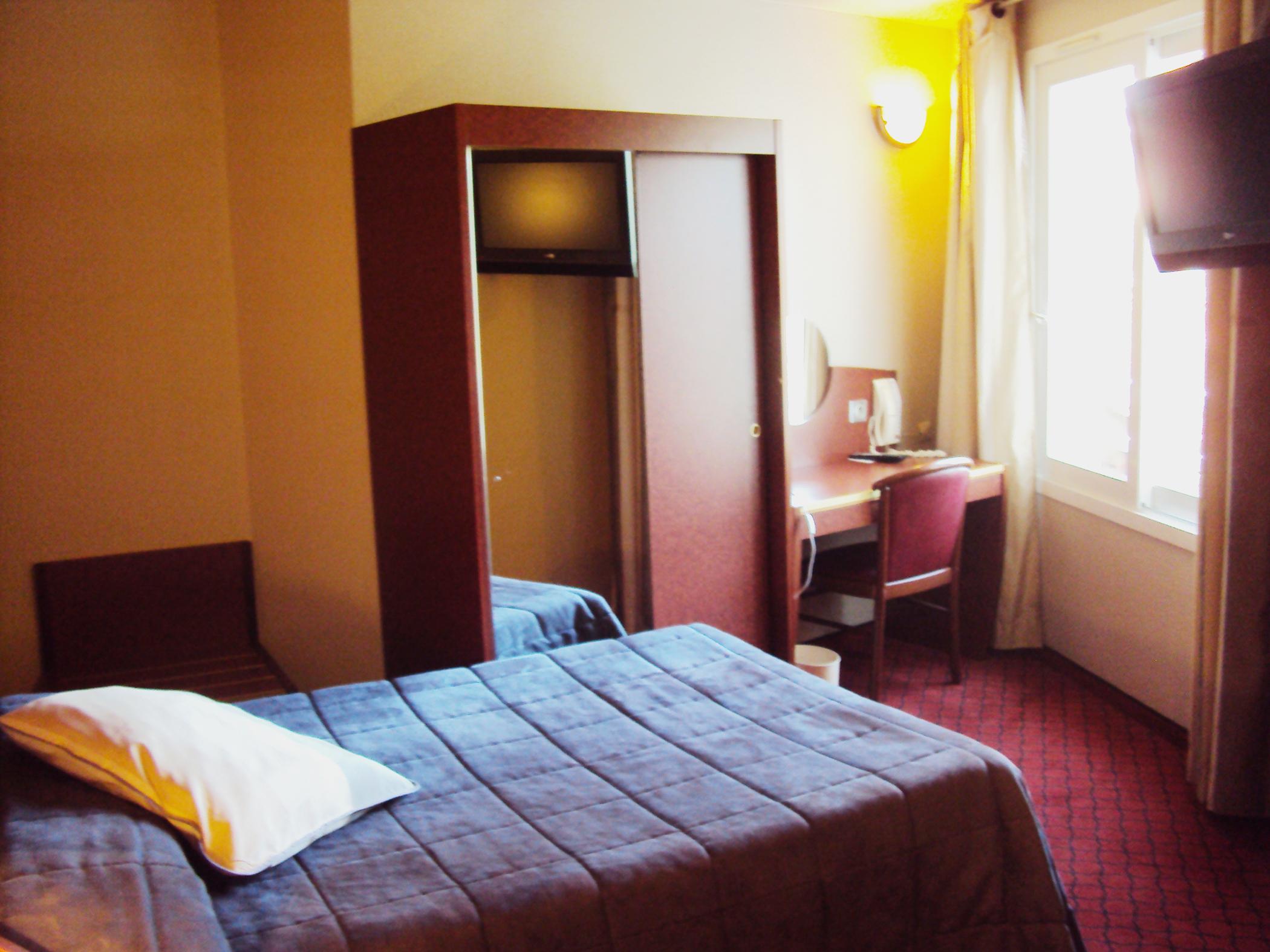 Hotel La Solitude Λούρδη Δωμάτιο φωτογραφία
