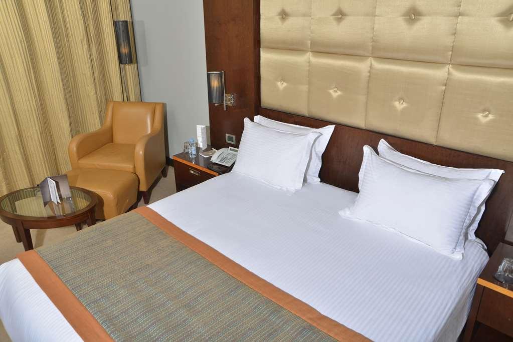 Hotel Farah Καζαμπλάνκα Δωμάτιο φωτογραφία