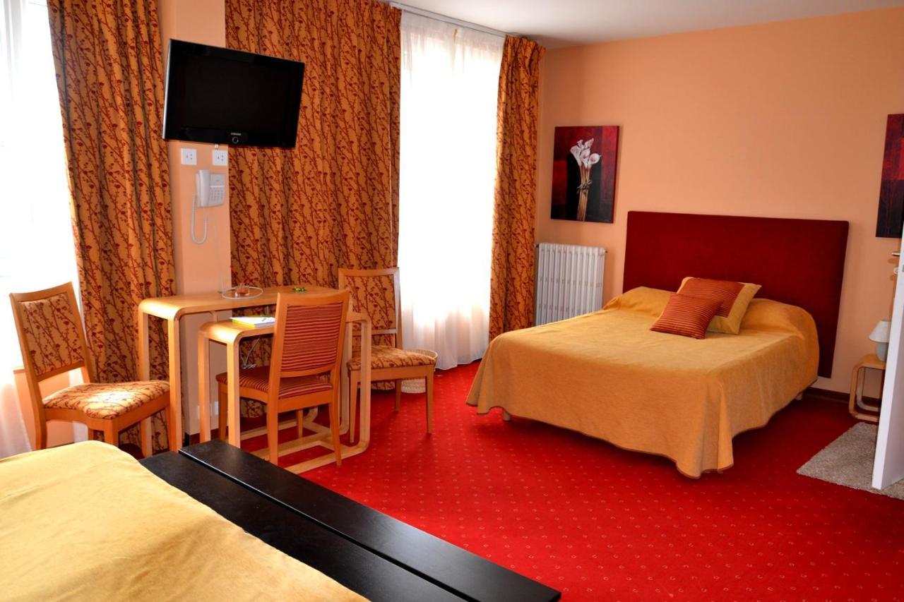 Hotel Robic - Salles De Seminaires & Bar Pontivy Δωμάτιο φωτογραφία