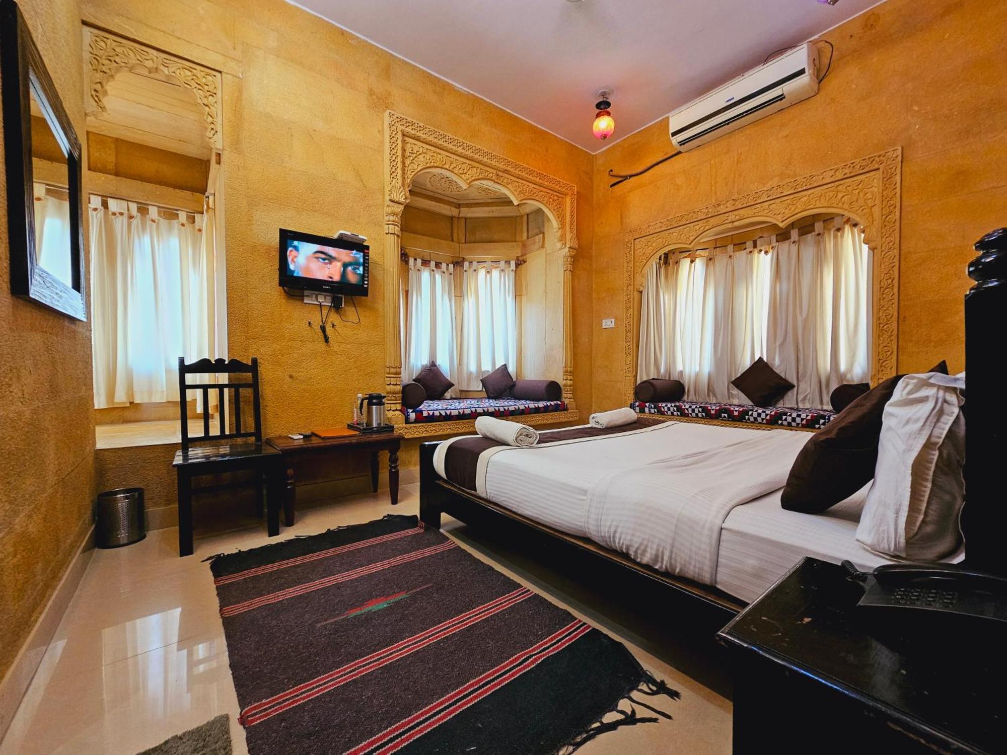 Hotel Royal Haveli Jaisalmer Εξωτερικό φωτογραφία