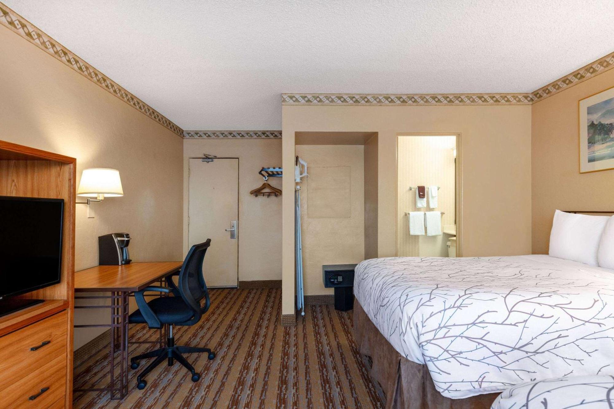 Travelodge By Wyndham Seattle By The Space Needle Εξωτερικό φωτογραφία