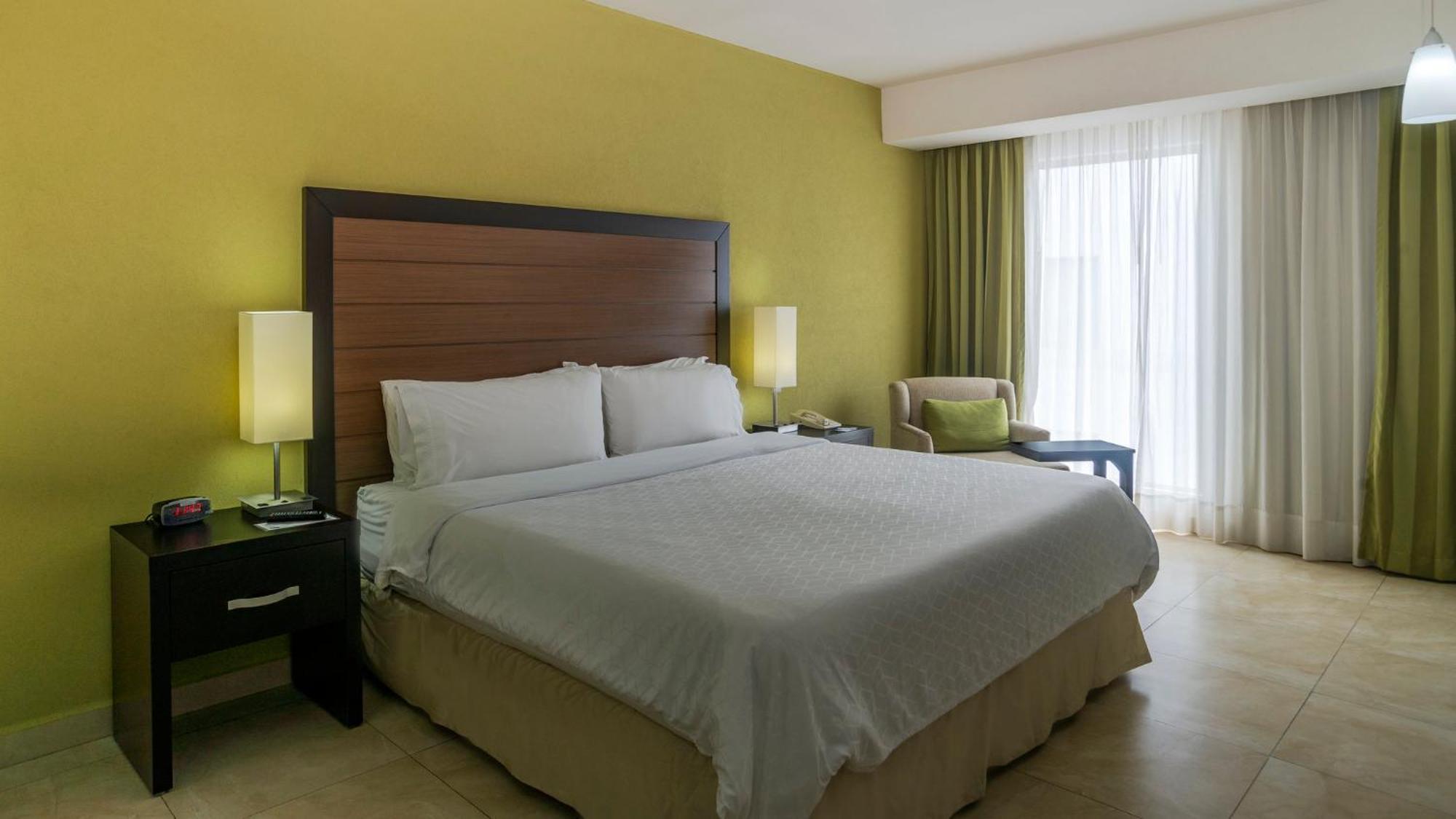 Holiday Inn Express Xalapa, An Ihg Hotel Εξωτερικό φωτογραφία