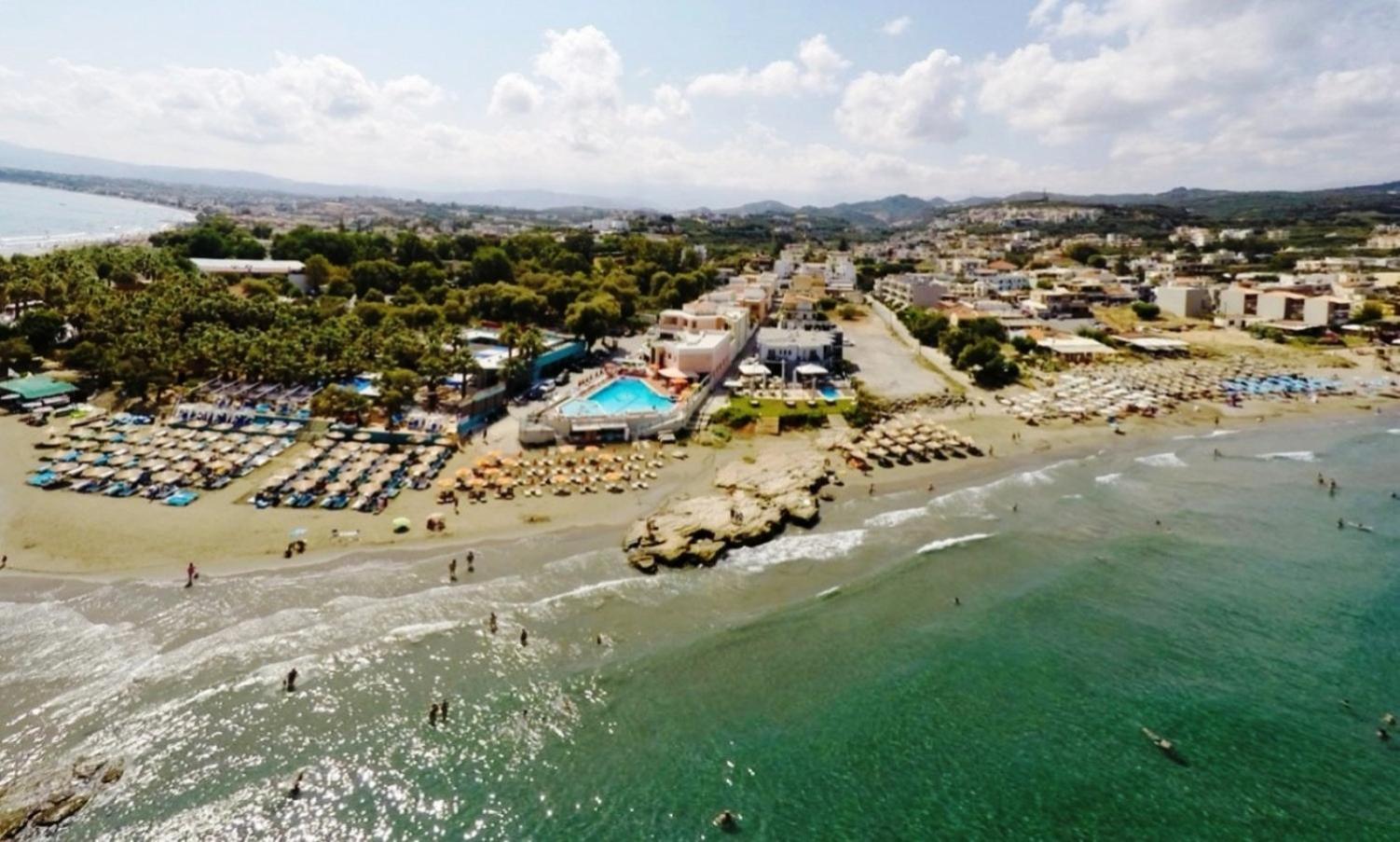 Chrispy Beach Resort, Agia Marina Εξωτερικό φωτογραφία
