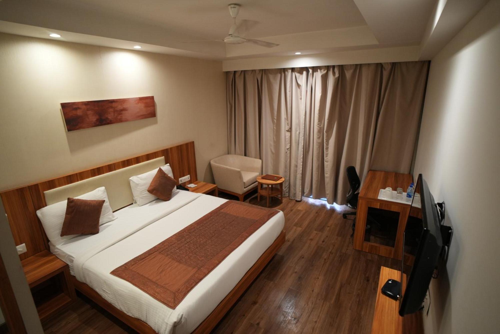 Le Roi Udaipur Ξενοδοχείο Εξωτερικό φωτογραφία
