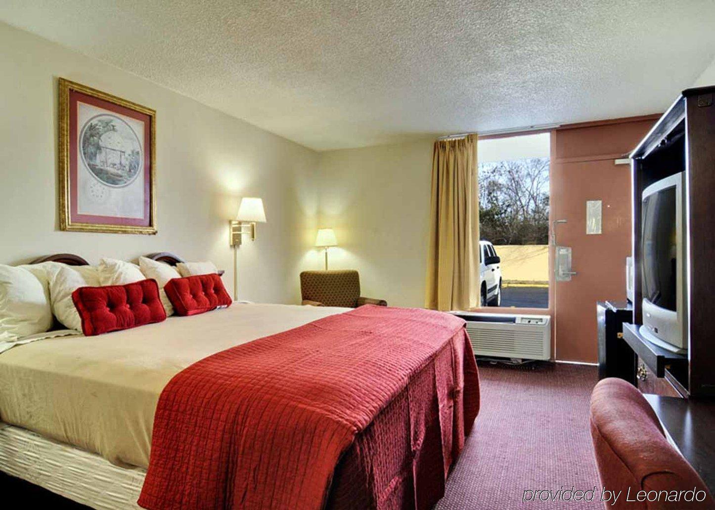 Econo Lodge Inn & Suites Μαίηκον Δωμάτιο φωτογραφία