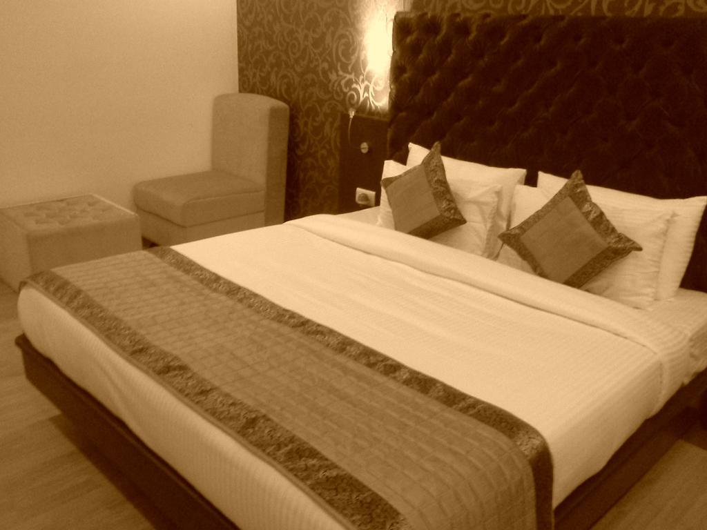 Surya International Ξενοδοχείο Νέο Δελχί Δωμάτιο φωτογραφία