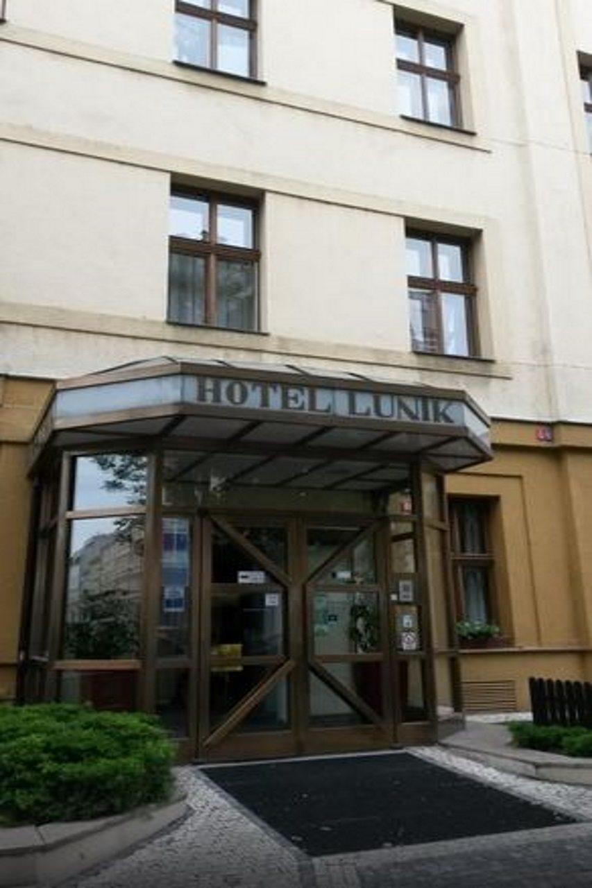 Hotel Lunik Πράγα Εξωτερικό φωτογραφία