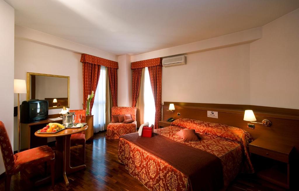 Excel Hotel Roma Ciampino Marino Δωμάτιο φωτογραφία