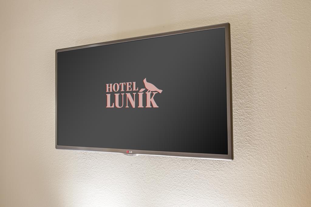 Hotel Lunik Πράγα Εξωτερικό φωτογραφία