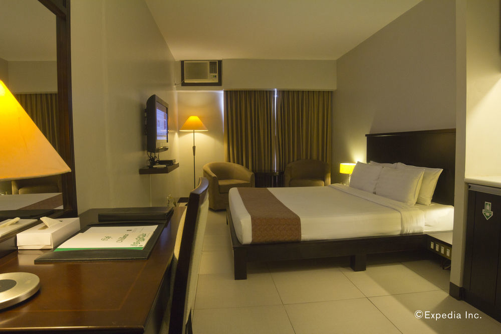 Millenia Suites Pasig City Εξωτερικό φωτογραφία