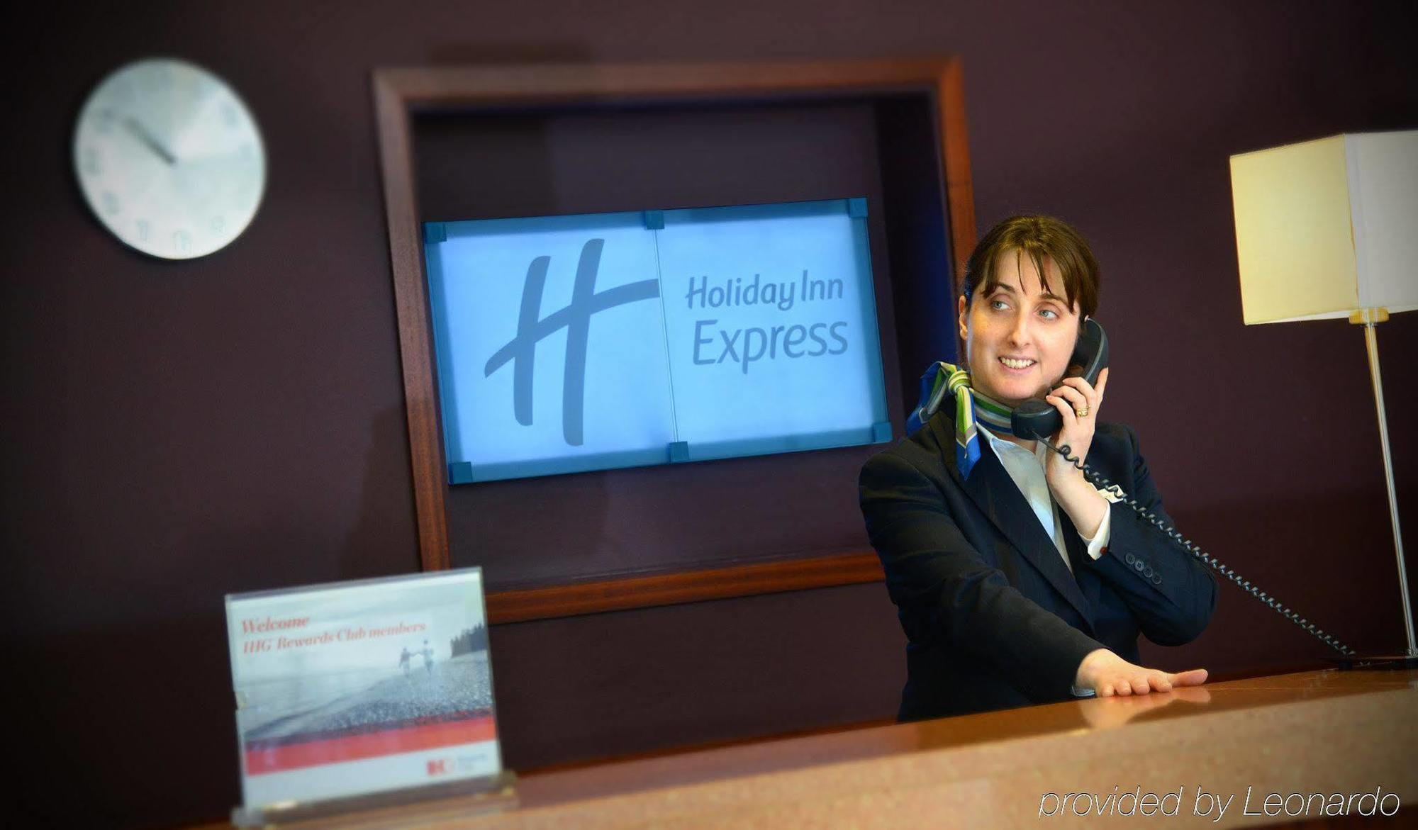 Holiday Inn Express Dublin-Airport, An Ihg Hotel Santry Εξωτερικό φωτογραφία