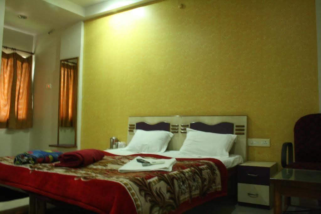 Hotel Shree Gayatri Inn Ναγκπούρ Εξωτερικό φωτογραφία