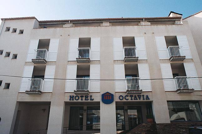 Hotel Octavia Cadaqués Εξωτερικό φωτογραφία