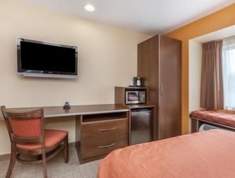 Microtel Inn & Suites By Wyndham Verona Δωμάτιο φωτογραφία