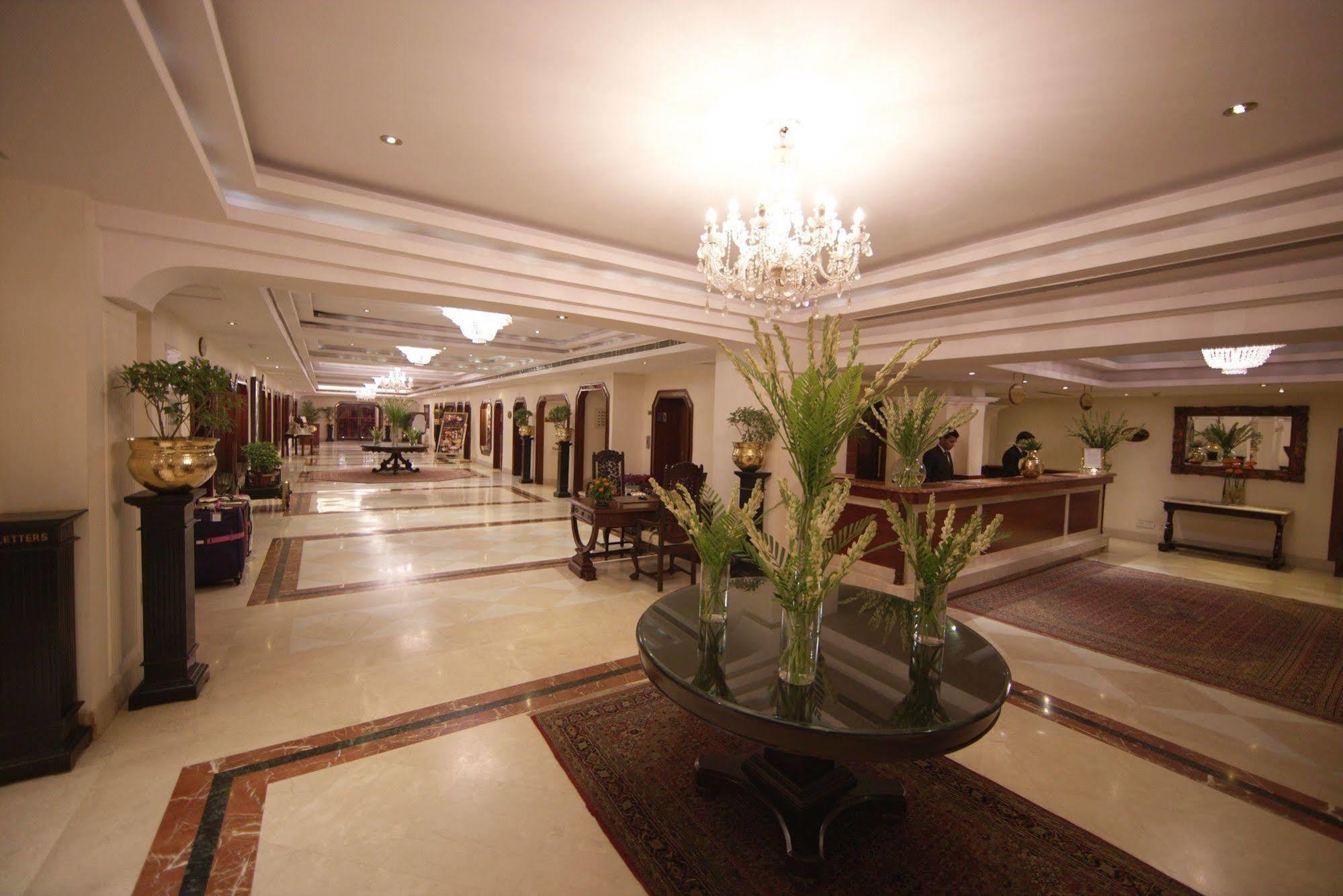 Hotel Clarks Βαρανάσι Εξωτερικό φωτογραφία