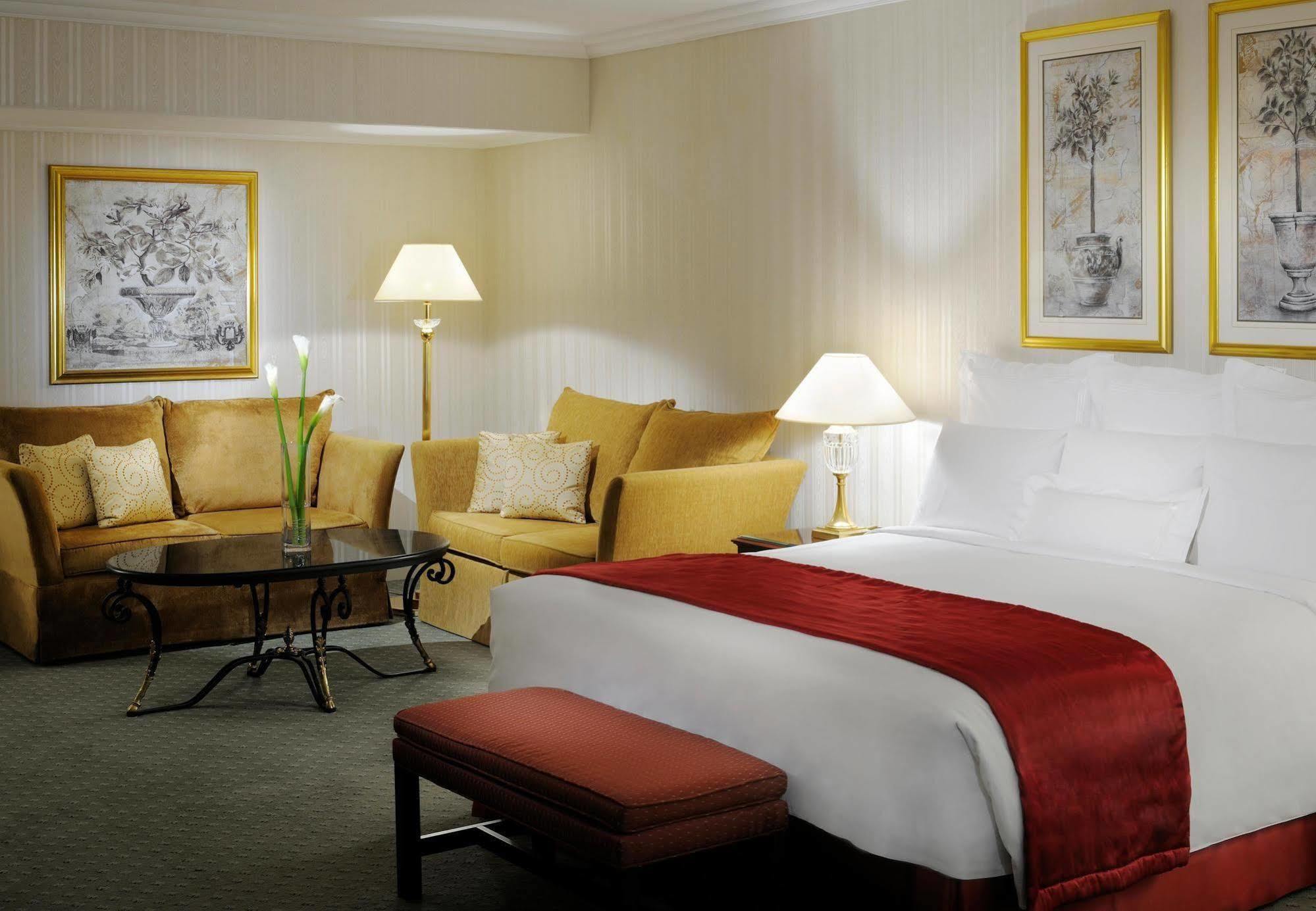 The Bristol Hotel Ντουμπάι Δωμάτιο φωτογραφία
