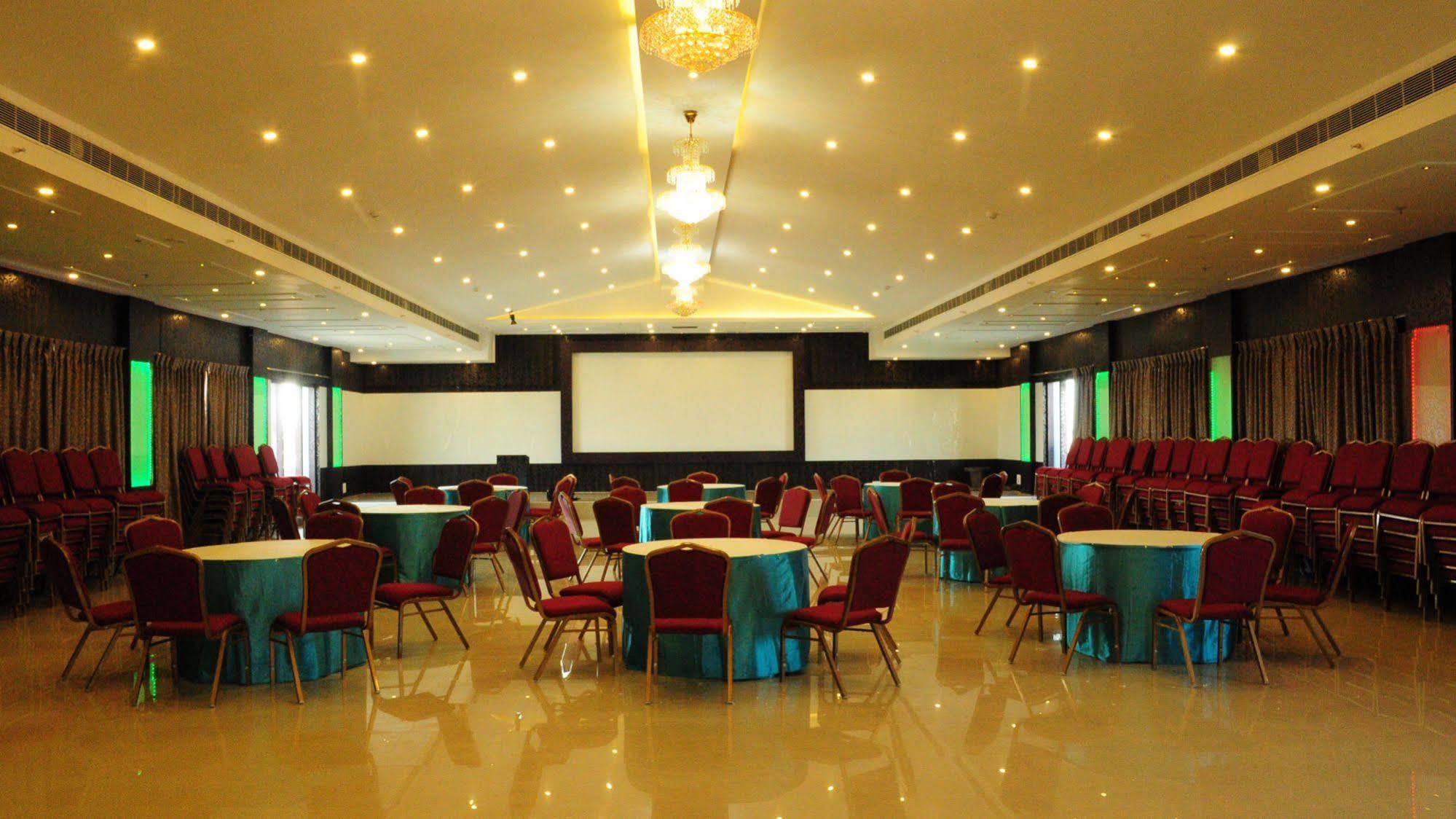 Renest Tirupati Ξενοδοχείο Εξωτερικό φωτογραφία