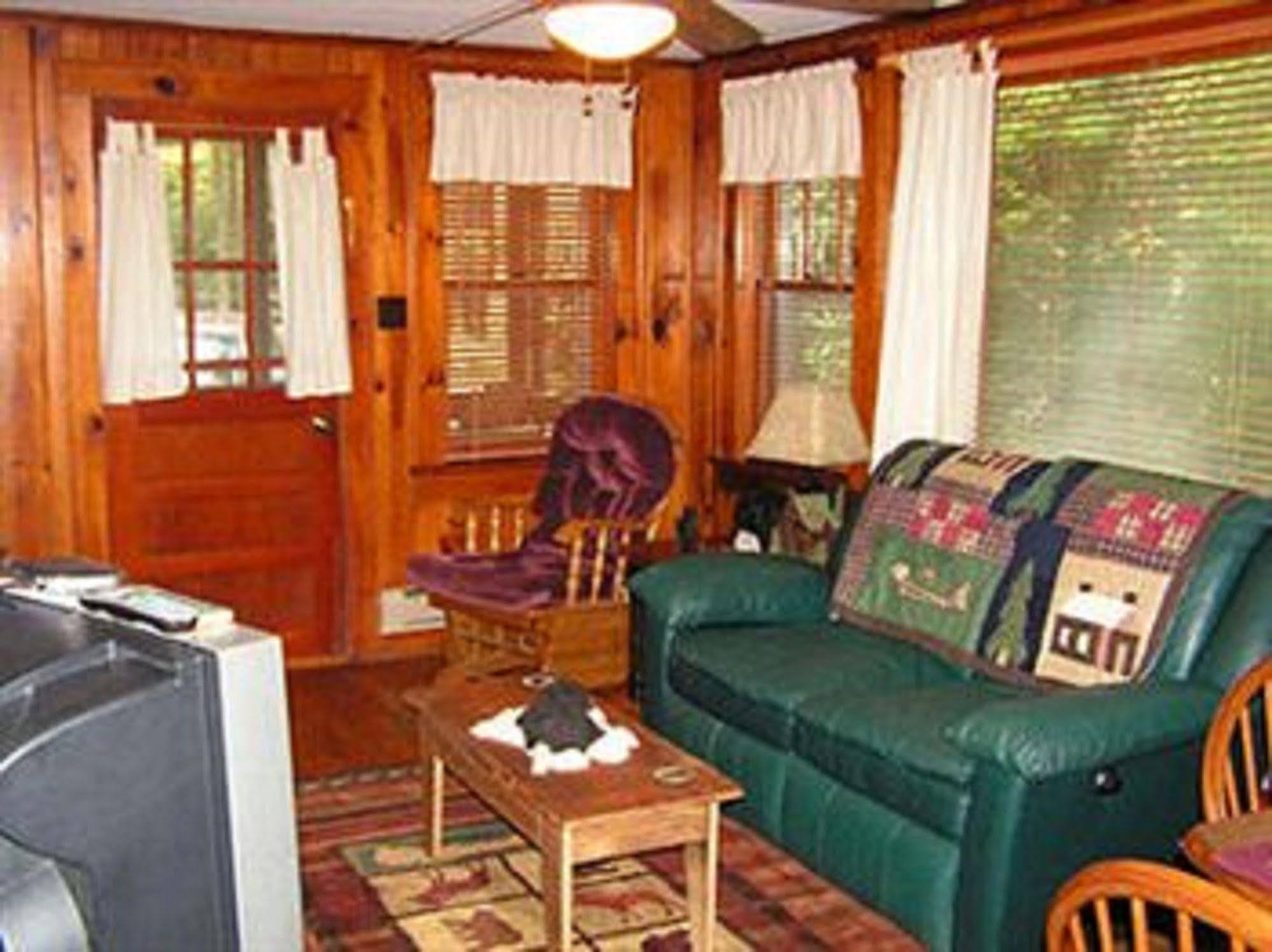 Cabins At Twinbrook Resort Maggie Valley Δωμάτιο φωτογραφία