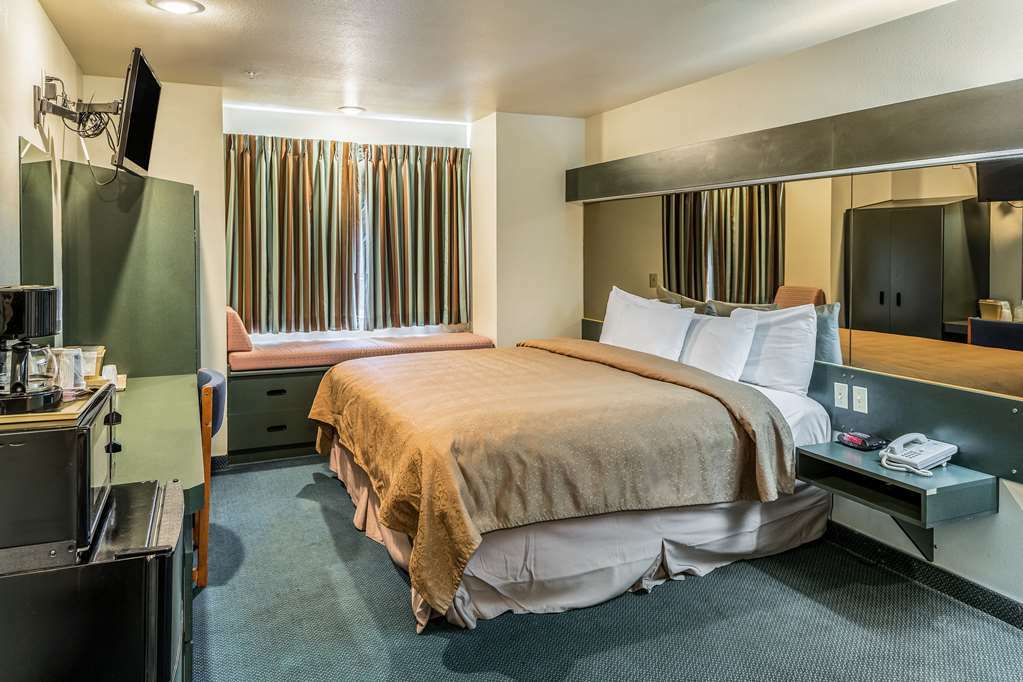 Quality Inn & Suites Near Nas Fallon Δωμάτιο φωτογραφία