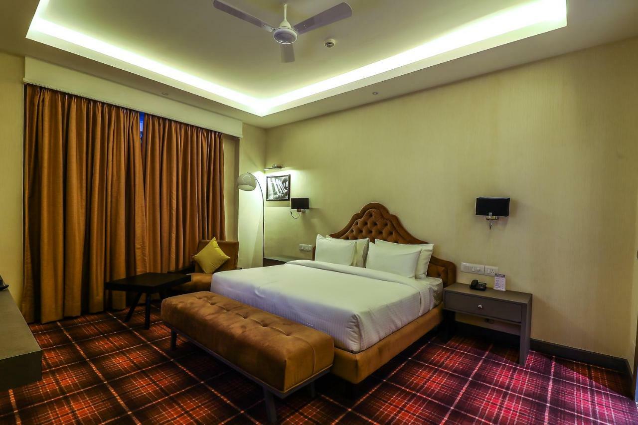 Hotel Piccadily Raipur Εξωτερικό φωτογραφία