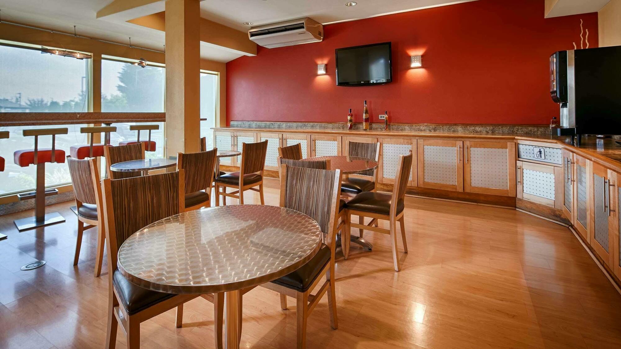 Executive Residency By Best Western Navigator Inn & Suites Everett Εξωτερικό φωτογραφία