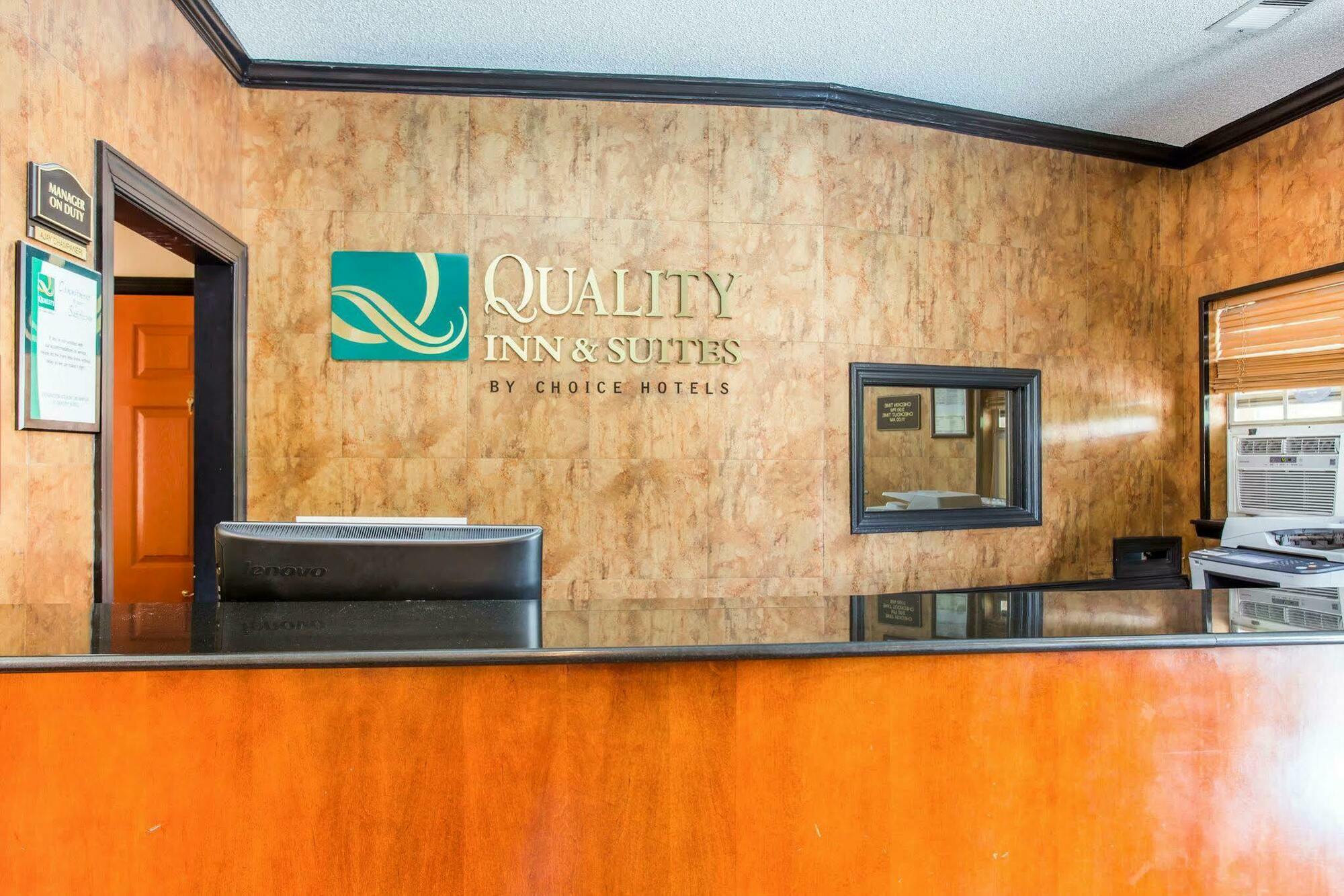 Quality Inn & Suites Λέξινγκτον Εξωτερικό φωτογραφία