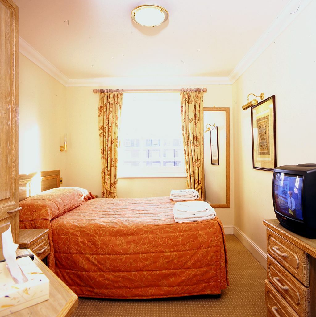 The Gresham Hotel Λονδίνο Δωμάτιο φωτογραφία