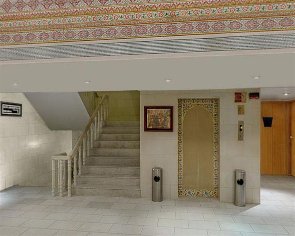Hotel Maharani Palace Τζαϊπούρ Εξωτερικό φωτογραφία