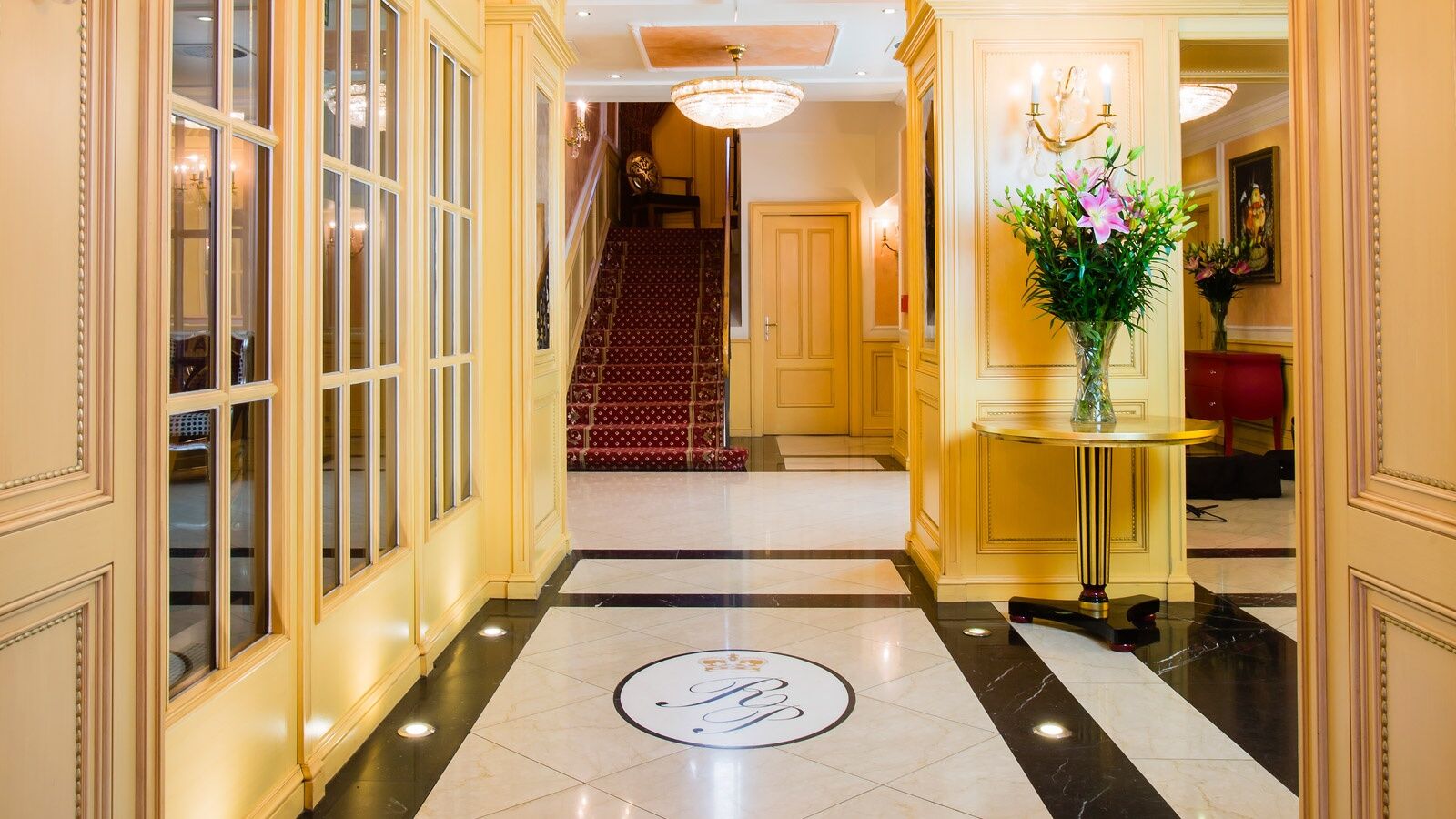Luxury Family Hotel Royal Palace Πράγα Εσωτερικό φωτογραφία